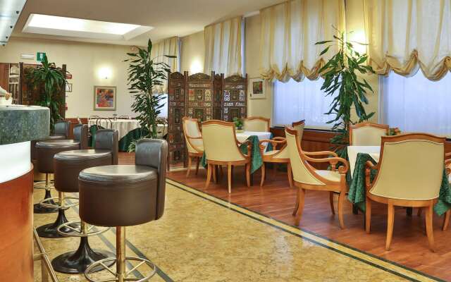 Hotel Mirage, Sure Hotel Collection by Best Western