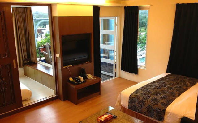 Yoyo Resort