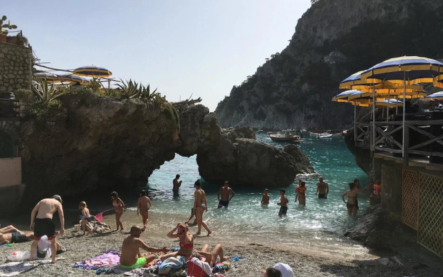 Property With 3 Bedrooms in Salerno, With Wonderful sea View Near the Beach