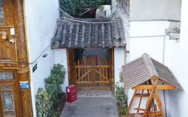 Lijiang Mengenju Inn