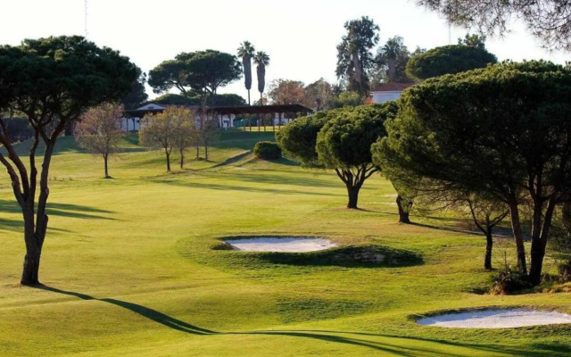 Bungalow espectacular garaje piscina y jacuzzi