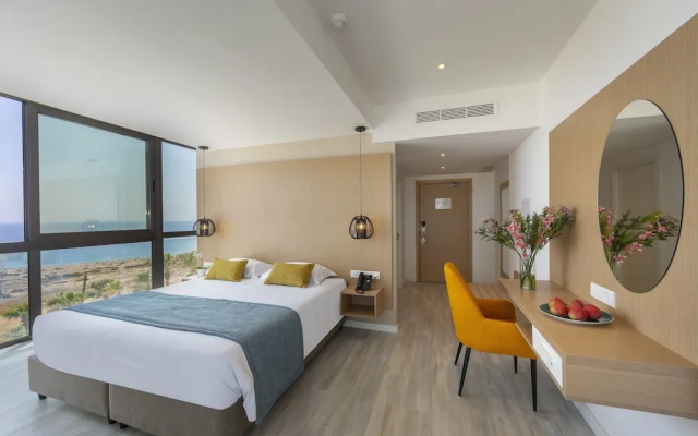 Leonardo Crystal Cove Hotel & Spa by the sea