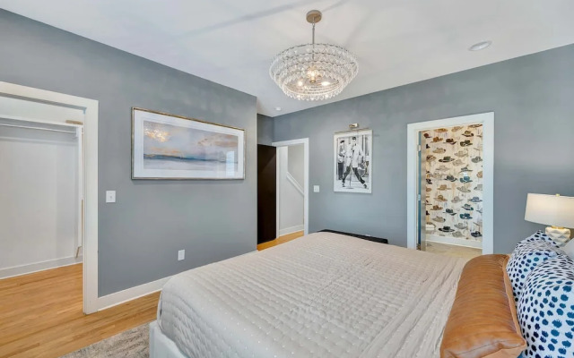 Rooftop Deck Shuffleboard BBQ Near Downtown