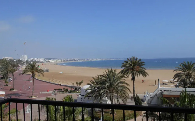 Spacious Apartment with amazing sea views T24316