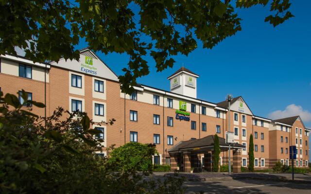 Holiday Inn Express London - Dartford, an IHG Hotel