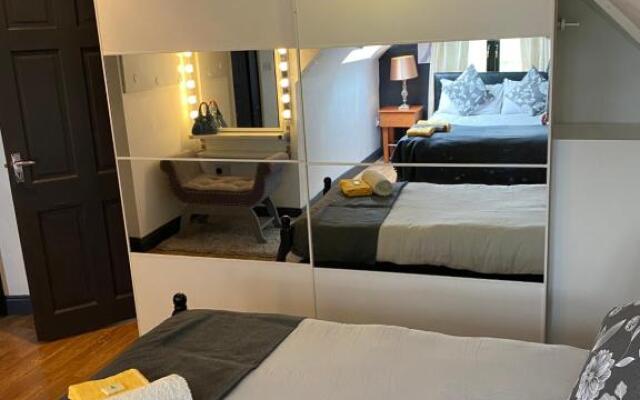 North Lodge self contained guest accommodations