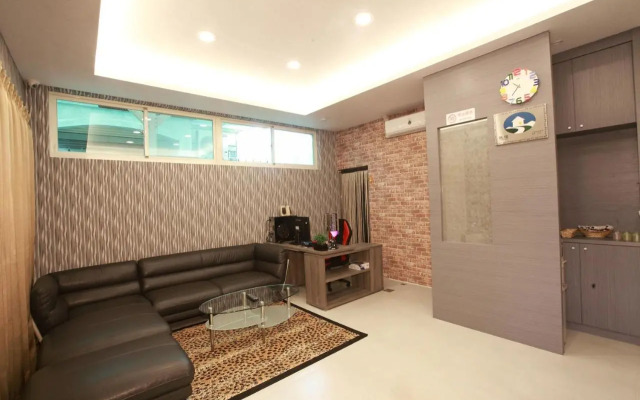 Sun Light Hostel