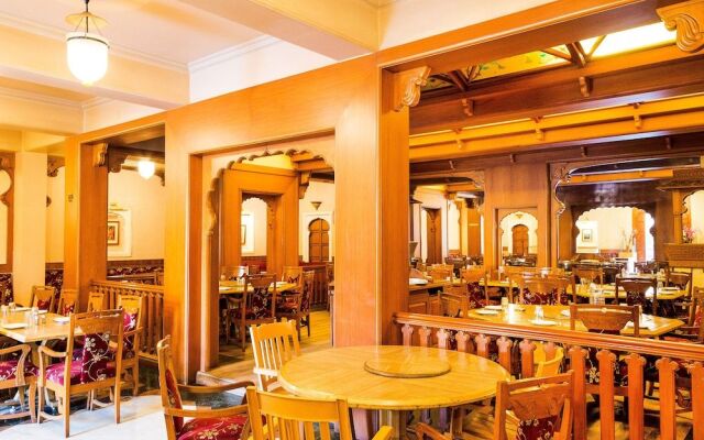 FabHotel Rajwada Baner