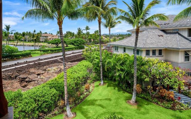 Waikoloa Beach S E33 2 Bedroom Condo by RedAwning