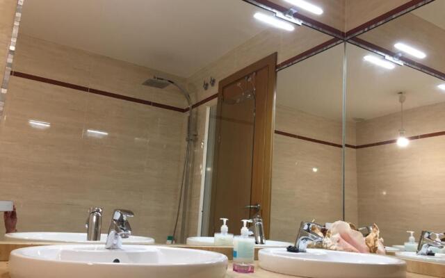 Sevilla Aljarafe Room