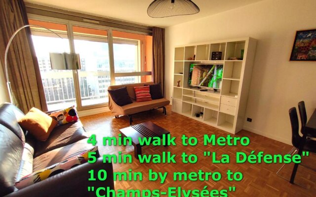 4 min walk to Metro, 60m², renovated, La Défense