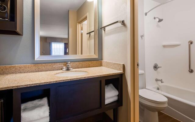 Best Western Newport Inn