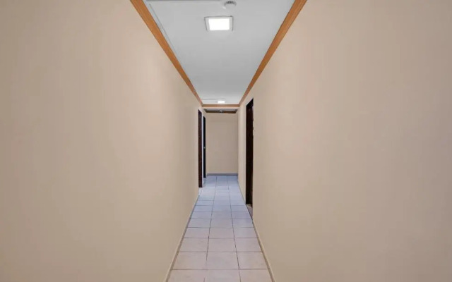 Itsy Hotels Aakash,100 Mts From Sardar Patel Stadium