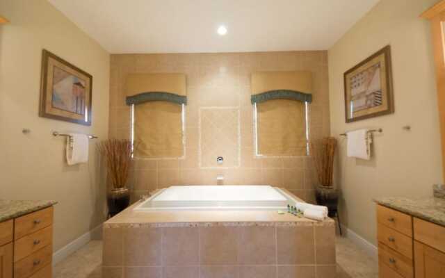 5BR Reunion Pool Home 7388 by OVRH