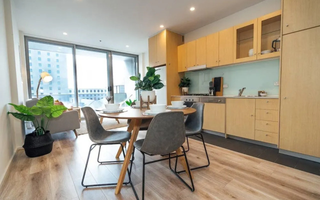 Paradiso on Bent - Netflix - Wifi - City life