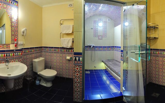 Отель «Шишки на Лампушке — Восточная Медина»