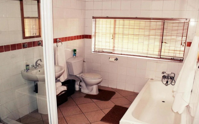 Aqua Terra Guest House