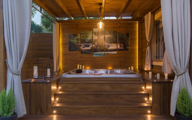 LUNA HOME Jacuzzi Love Relax