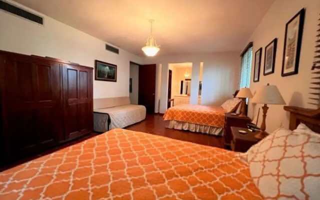 3 BR Villa Coco at Lakeside Villas
