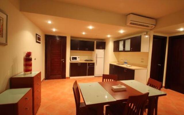Porto Holidays Marina Apartments