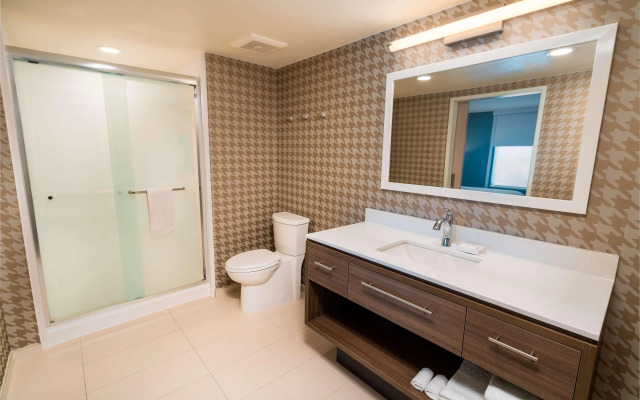 Home2 Suites by Hilton Bakersfield