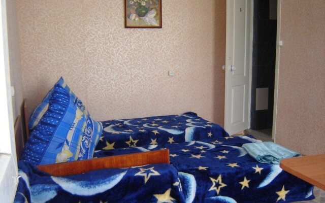 Deaz Hotel