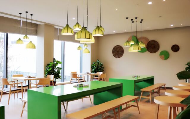 Holiday Inn Wuxi Taihu New City by IHG