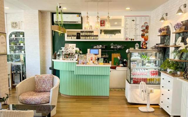 Inspire House Hotel
