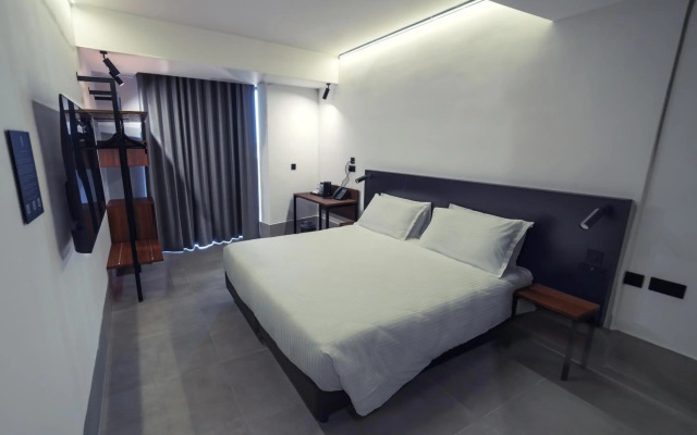 Onyx Hotel
