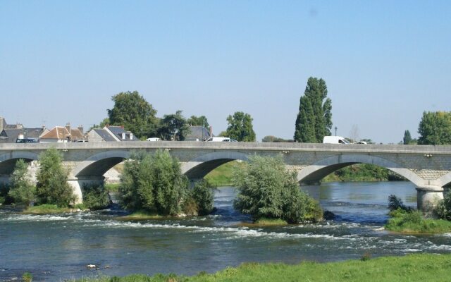 Holiday Home in Amboise With Terrace, Private Garden, BBQ