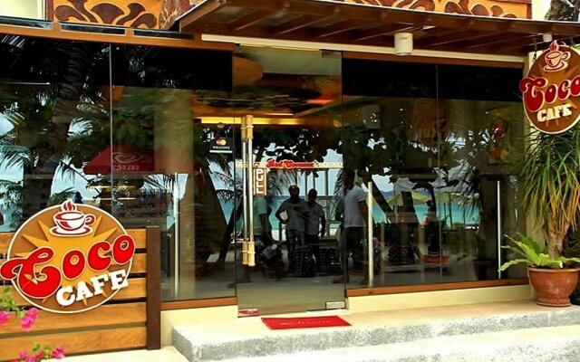 Red Coconut Beach Hotel