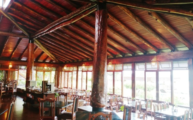 Lake Manyara Wildlife Lodge