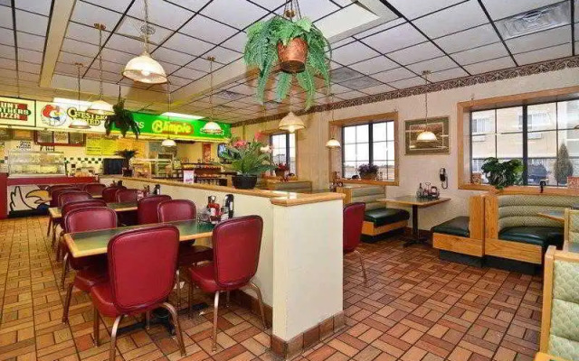 Best Western Napoleon Inn & Suites