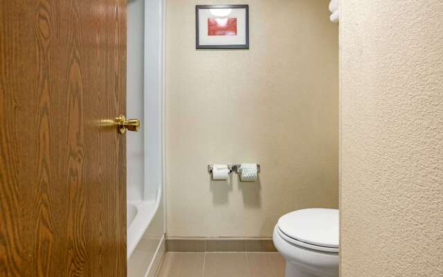 Comfort Suites Bethlehem Near Lehigh University and LVI Airport