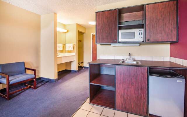 Super 8 by Wyndham Big Cabin/Vinita Area
