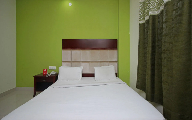 OYO 9845 Hotel Kirti Heritage