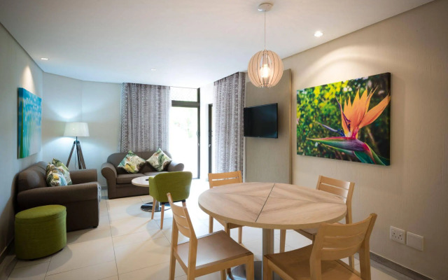 La Lucia Sands