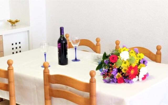 Cosy Bungalow Near Beach