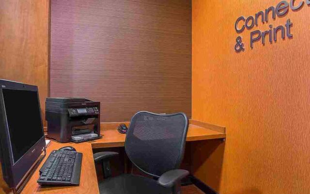 Fairfield Inn & Suites Louisville East