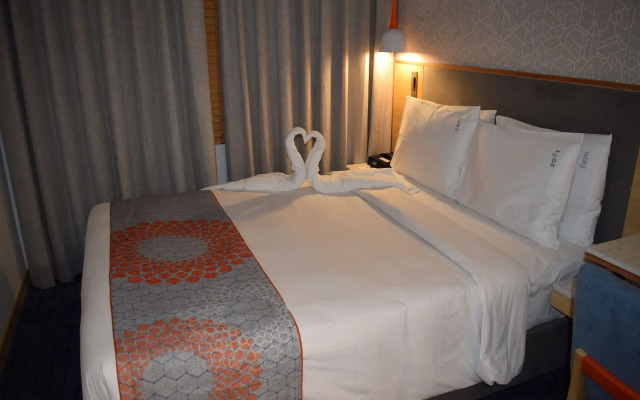 Holiday Inn Express Ahmdabad Prahlad Nagar by IHG