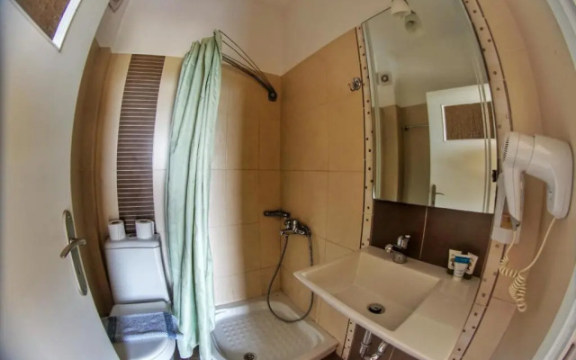 Kokoni Beach Hotel