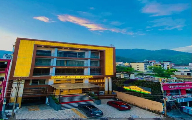 Hotel Divine Lakshmi Ganga