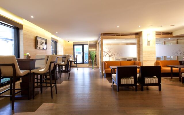 The Corner  House