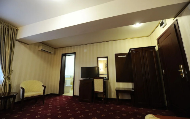 Hotel Mondial