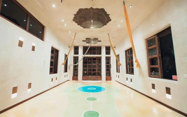 Hotel Holistika