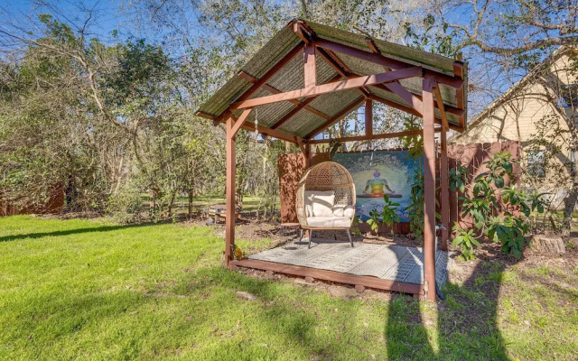 Seguin Riverfront Retreat: Fishing Dock + Kayaks!