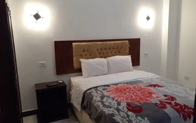 Sydna All Hussain Hotel