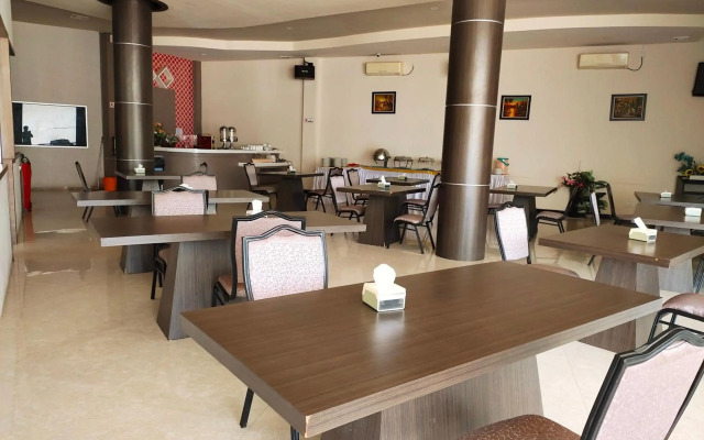 RedDoorz Plus @ Tanjung Uncang Batam