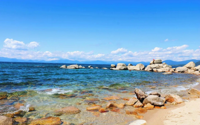 Luxury Tahoe Chalet Minutes to Dining