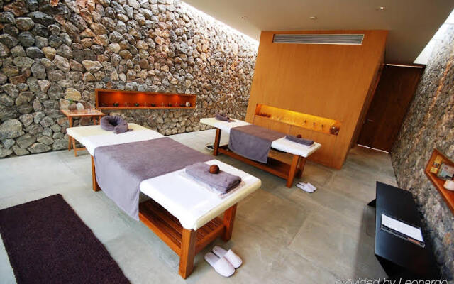 X2 Hua Hin Kui Buri Villas